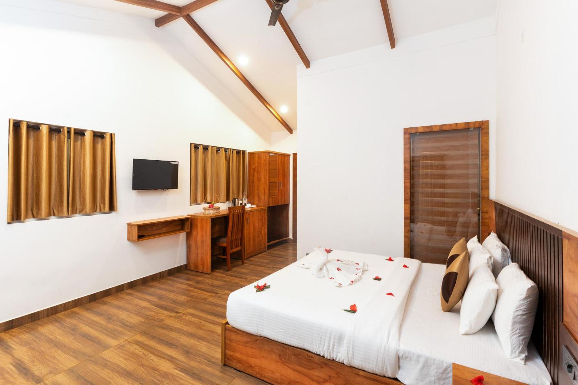 Tealawn Pool Villa, Munnar Exterior photo